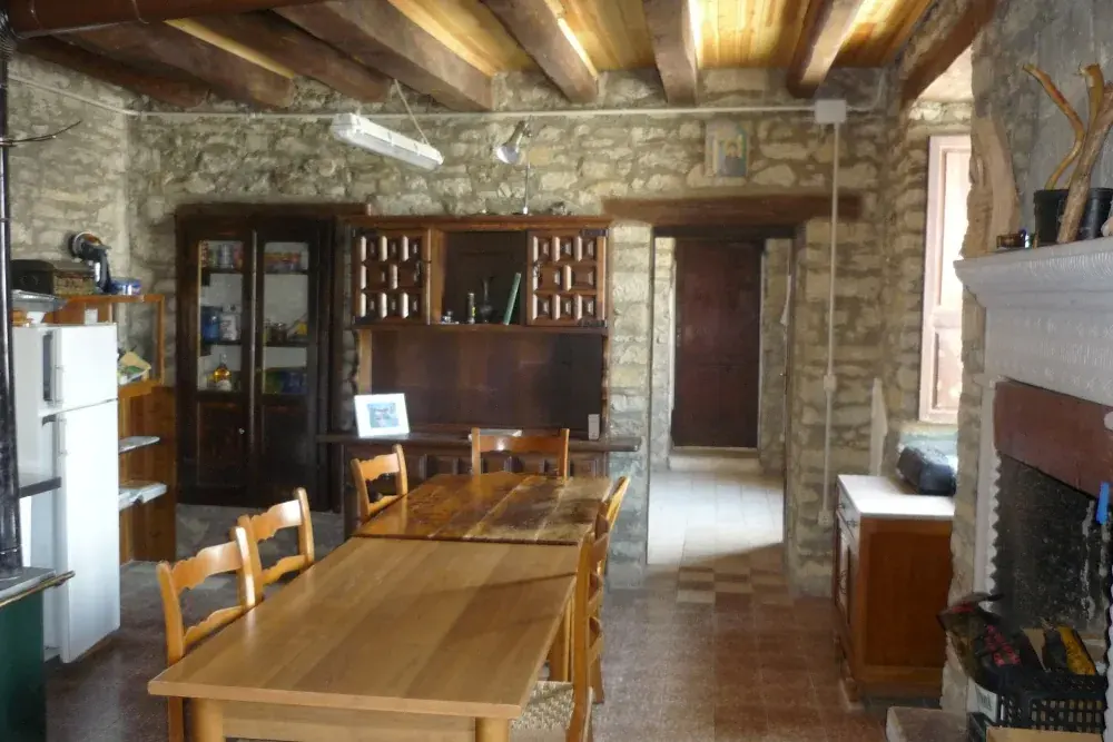 Interior common area and dining kitchen at Casa Fragheto.